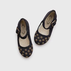 NWOT. Girls Y1. Joyfolie “Hazel” Black Mary Jane Flats with bronze details Stud